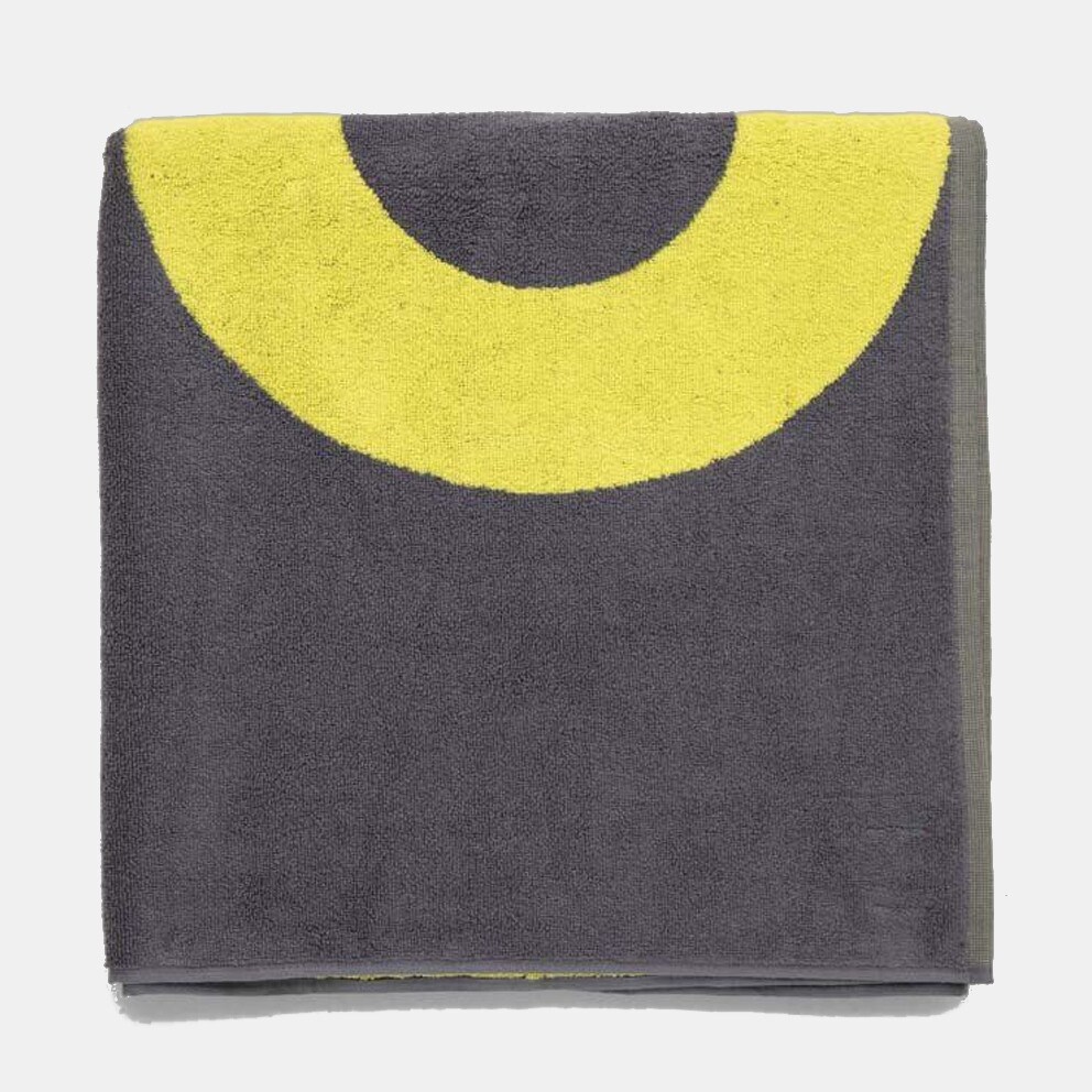Hugo Towel Corporatelogo