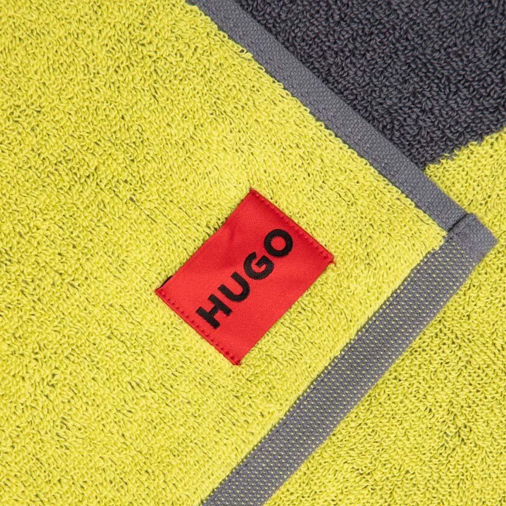 Hugo Towel Corporatelogo