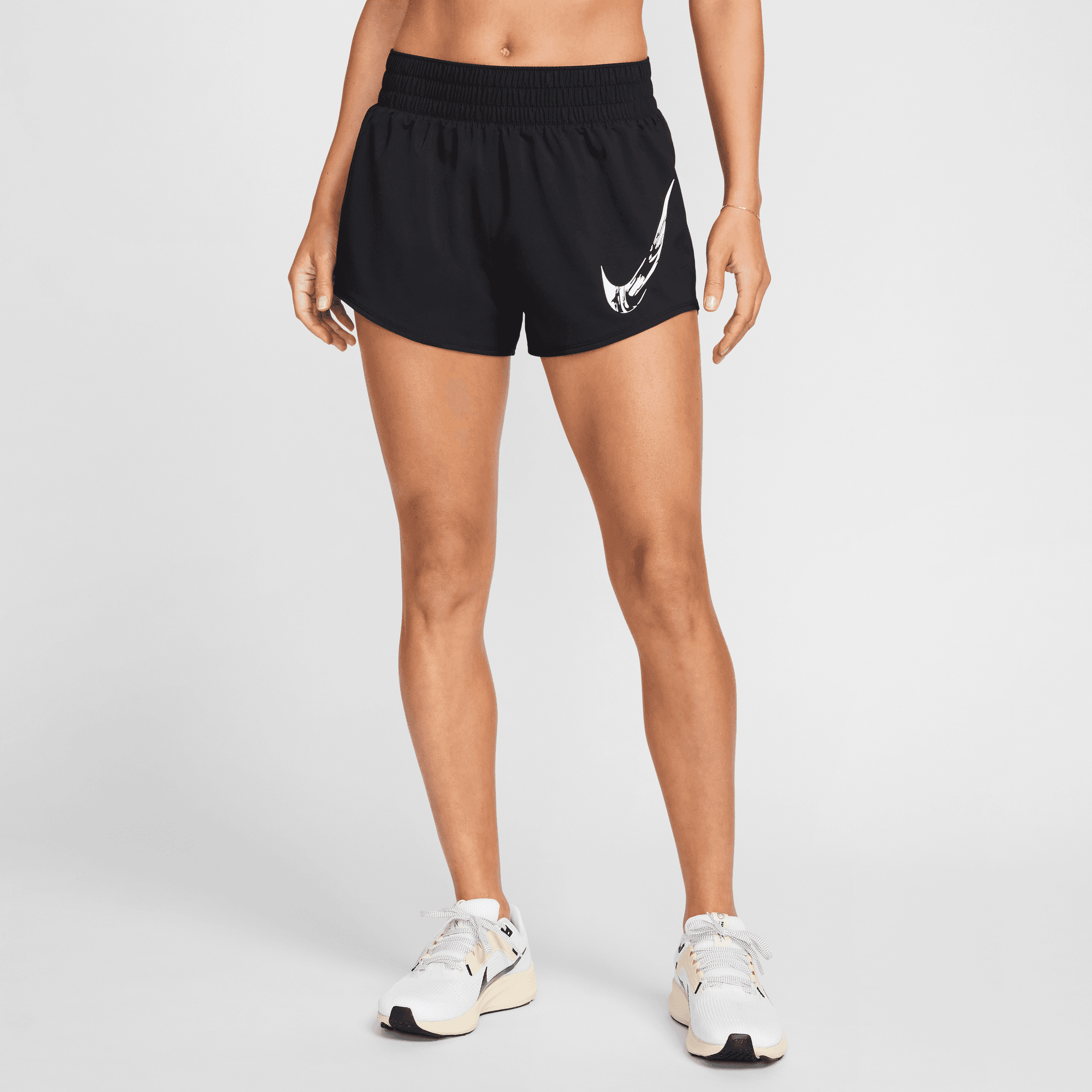 Nike W Nk One Swh Hb Df Mr Br Srt (9000190515_1480) 2025