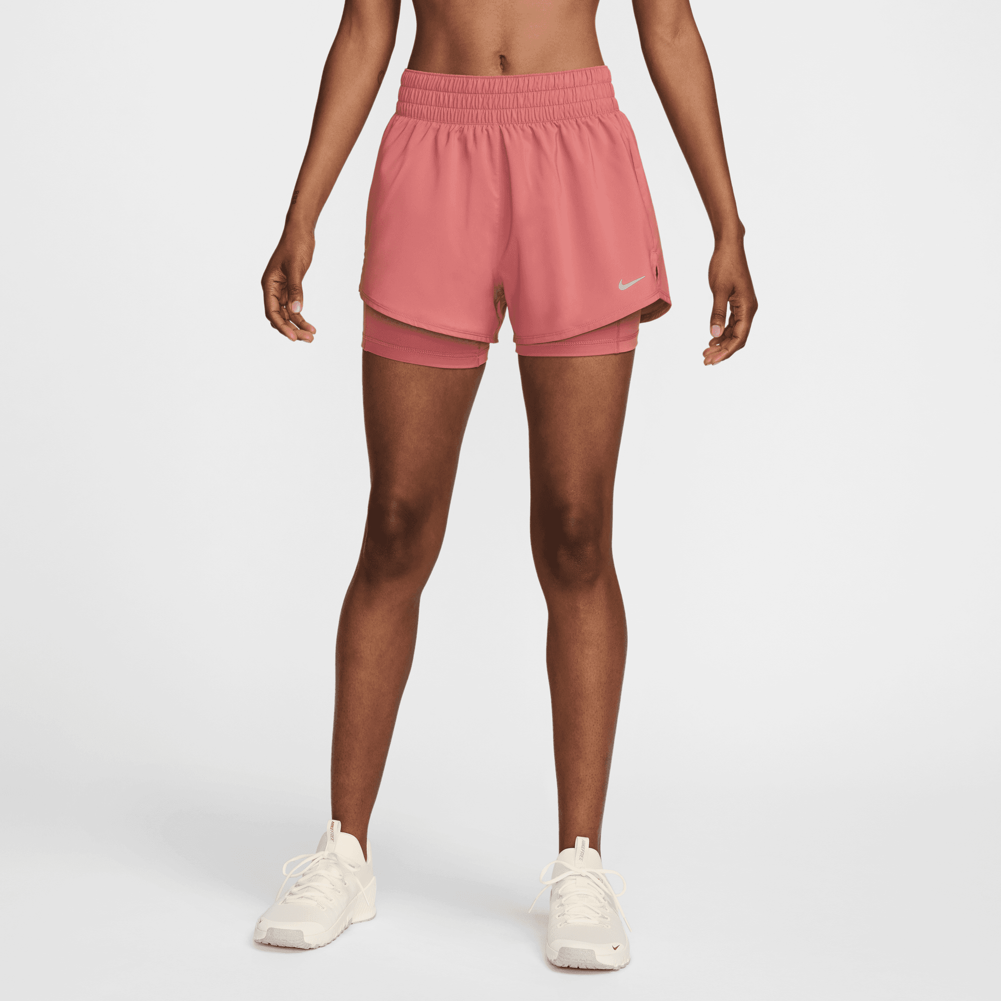  Nike W Nk One Df Hr 3In 2N1 Short (9000190808_79194) 2025