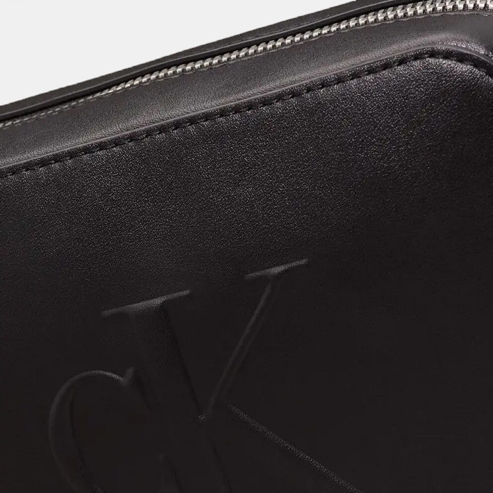 Calvin Klein Sculpted Camera Bag Deboss