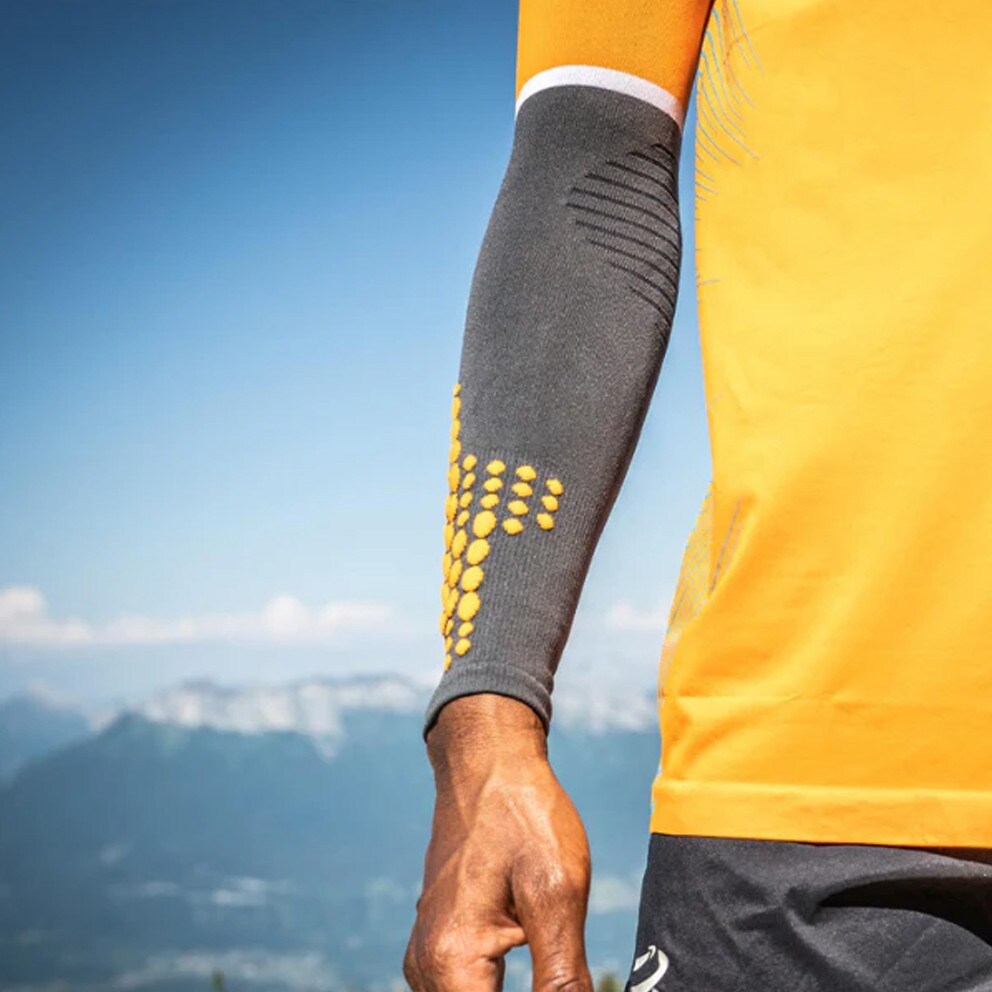 COMPRESSPORT Armforce Ultralight