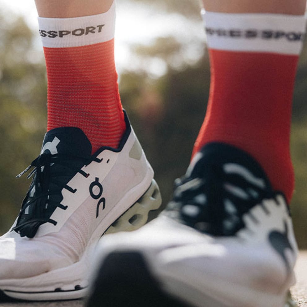 COMPRESSPORT Pro Racing Socks V4.0 Run High
