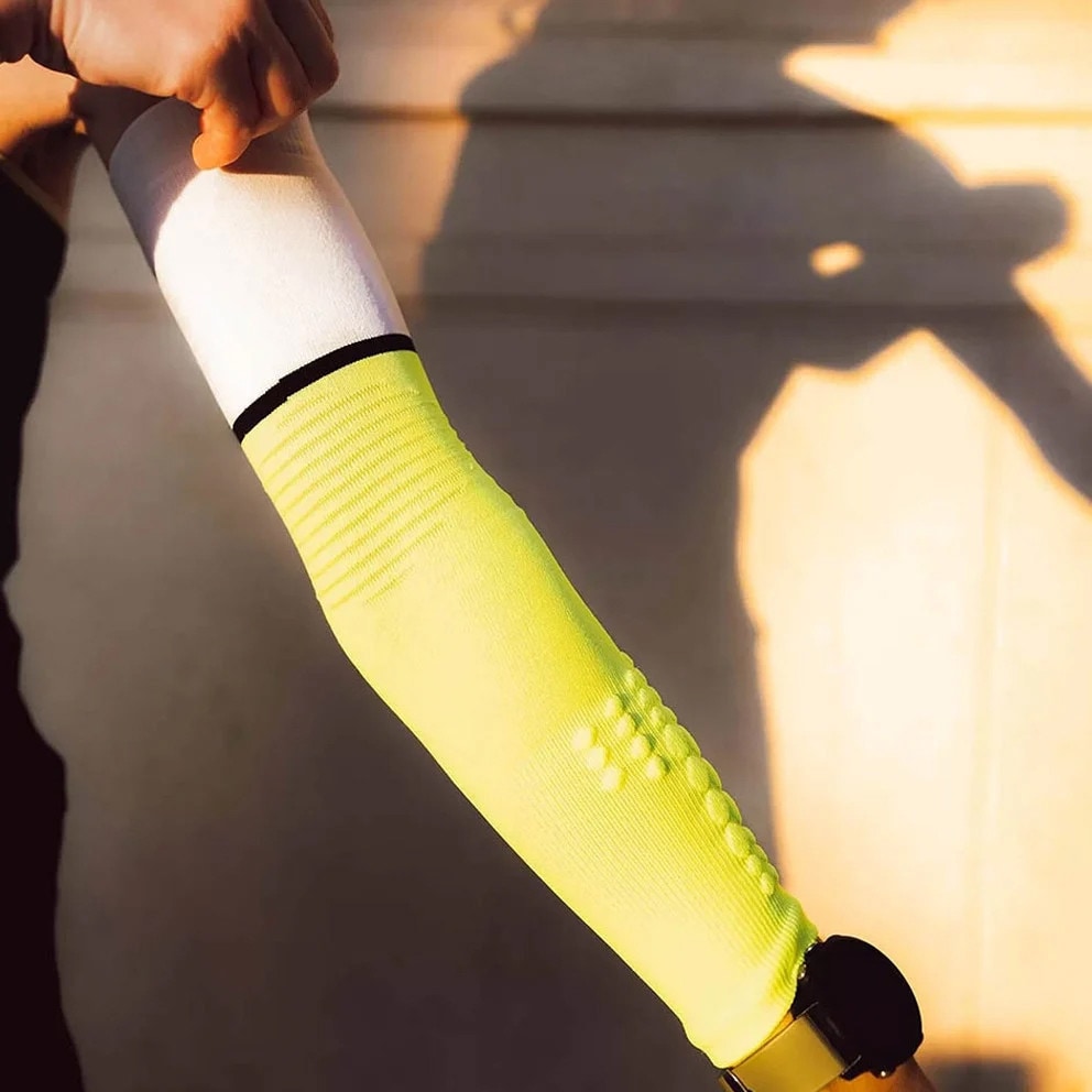 COMPRESSPORT Armforce Ultralight