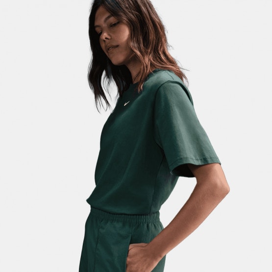Nike Sportswear Essential Women's T-Shirt