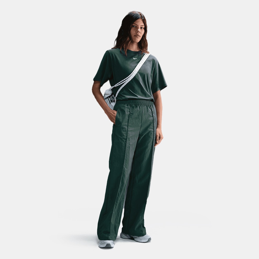 Nike Sportswear Essential Women's T-Shirt