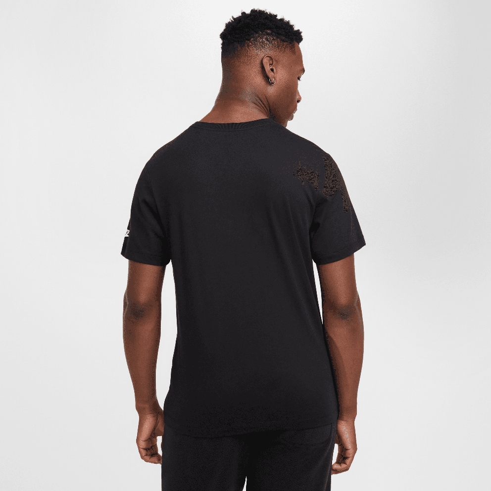 Nike Sportswear Club Seasonal Men's T-Shirt 