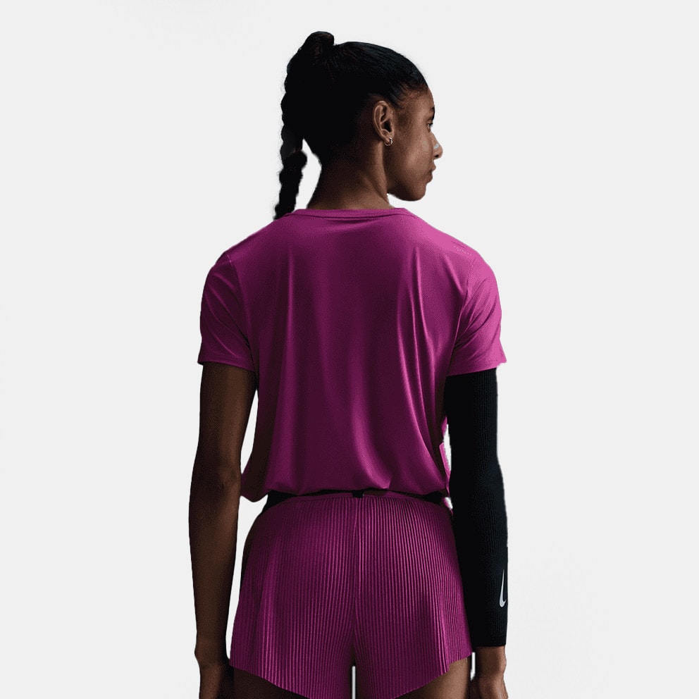 Nike One Swoosh High Brand Read Dri-Fit Women's T-Shirt