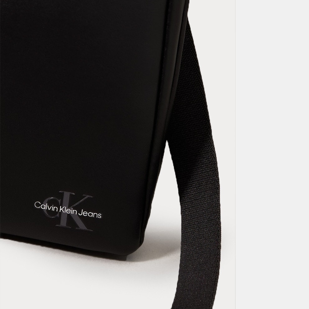 Calvin Klein Mono Logo Flat Pack18