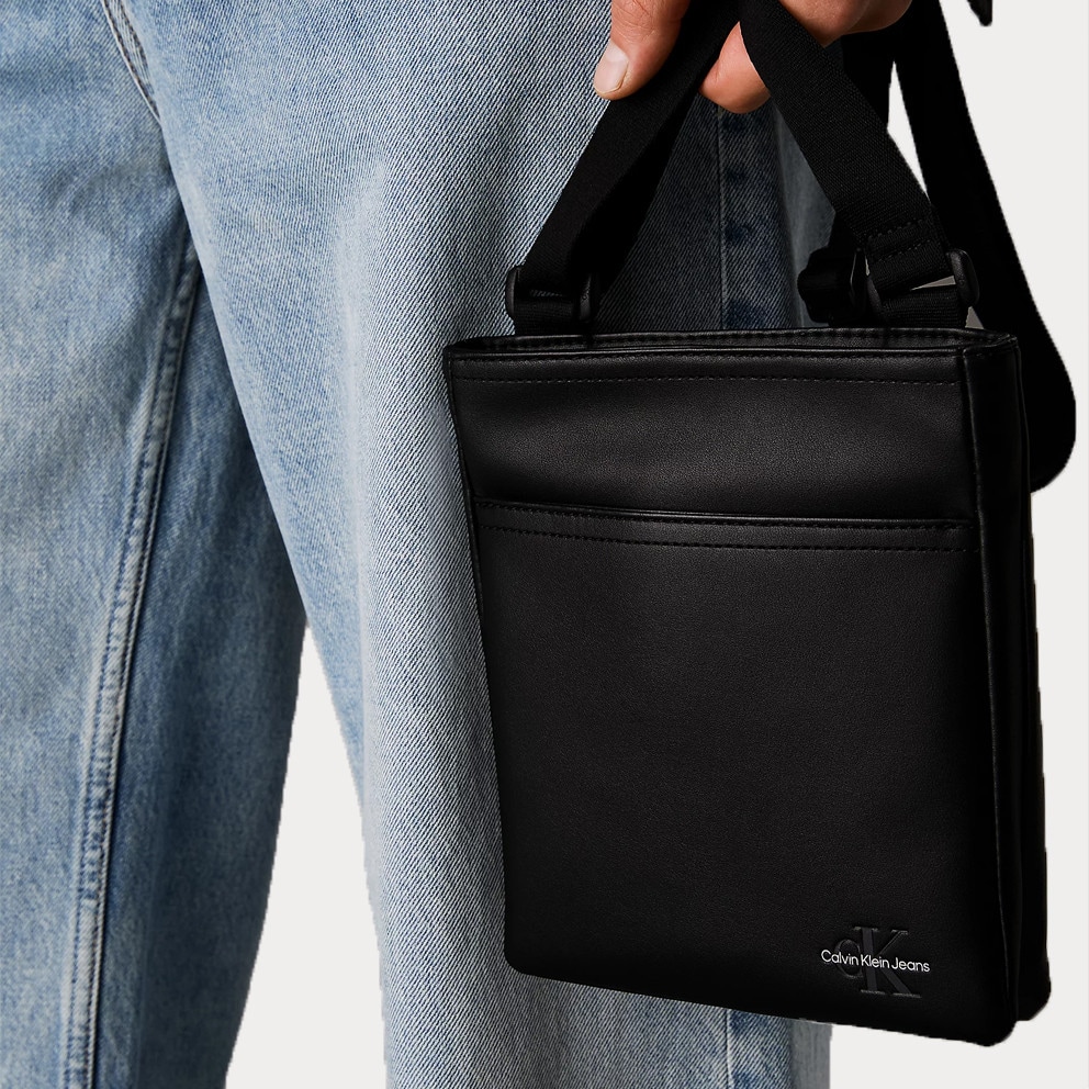 Calvin Klein Mono Logo Flat Pack18