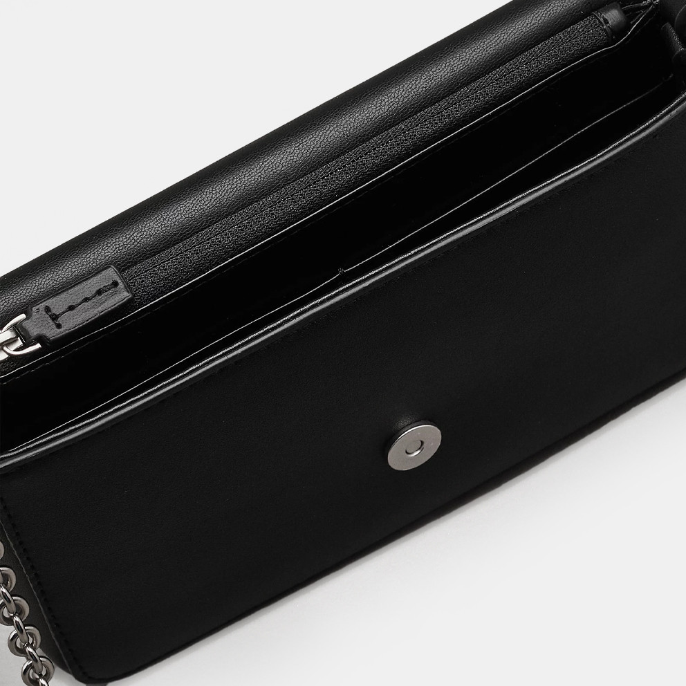 Calvin Klein Sculpted Ew Flap Phone Cb Mono