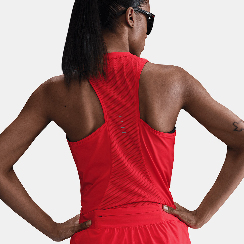 Nike Swift Dri-FIT Γυναικεία Αμάνικη Μπλούζα