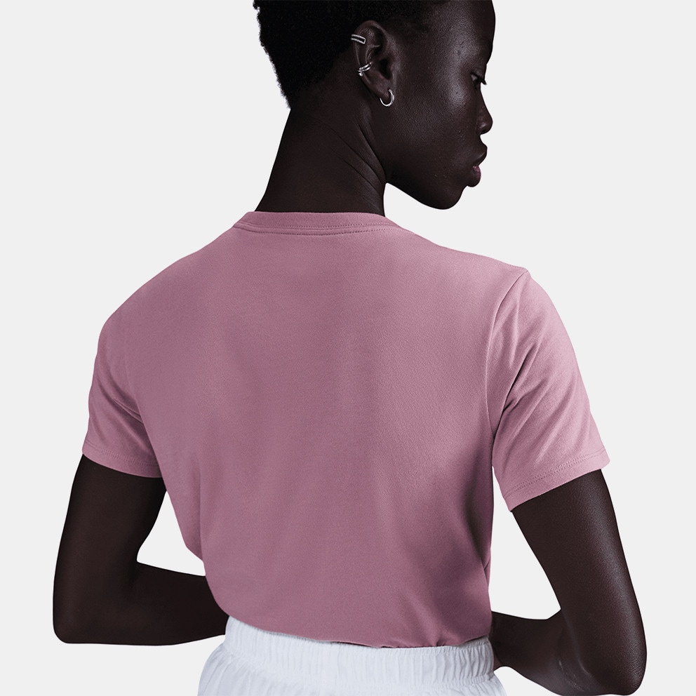 Nike Sportswear Club Women's T-Shirt