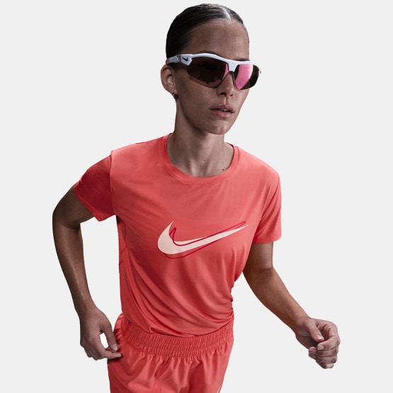 Nike Swoosh Women's T-Shirt