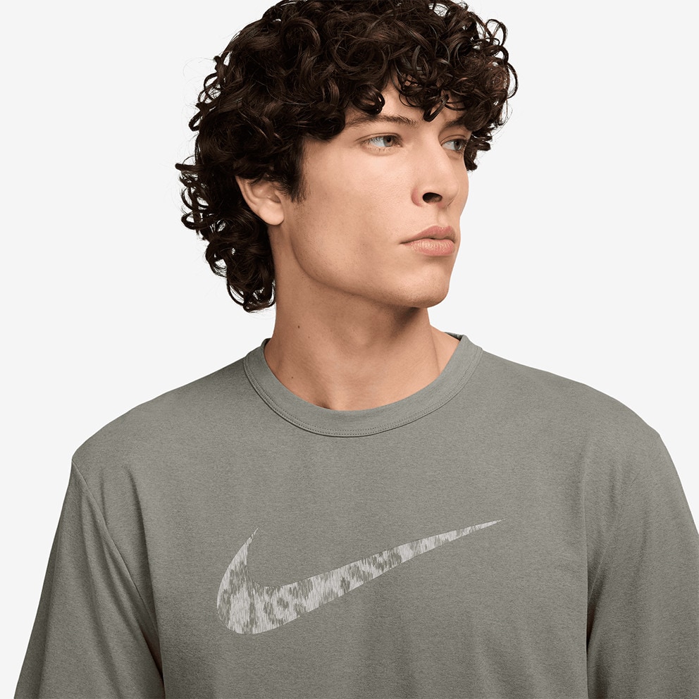 Nike Dri-FIT UV Hyverse Ανδρικό T-Shirt
