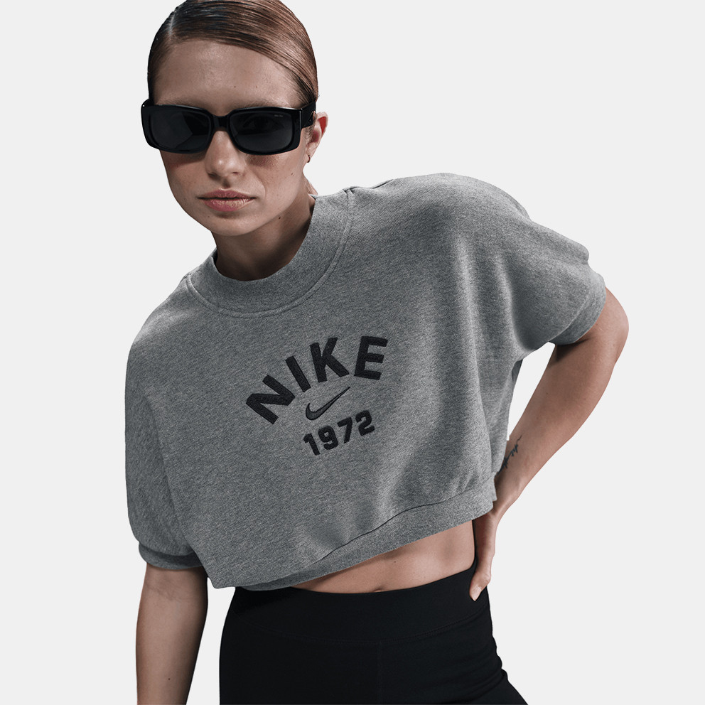 Nike Sportswear Collection Women's Cropped T-shirt