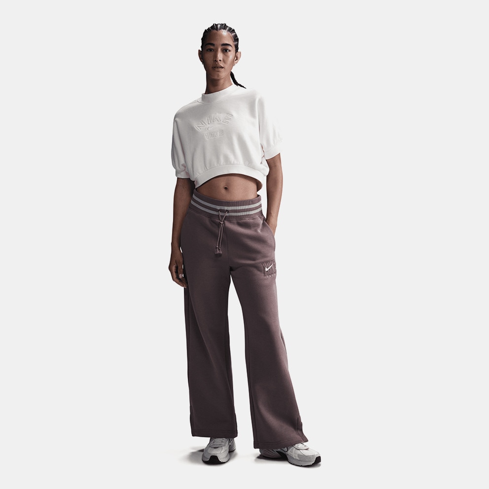 Nike Sportswear Collection Women's Cropped T-shirt