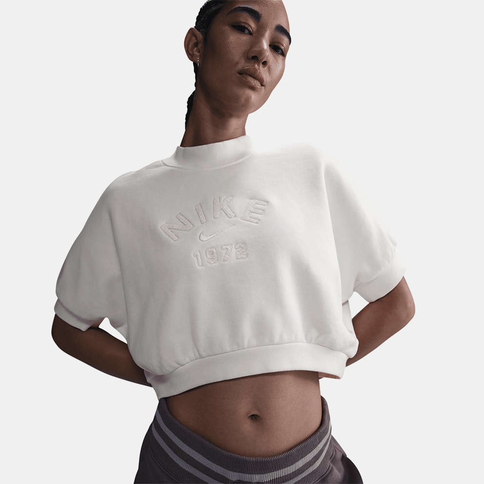 Nike Sportswear Collection Women's Cropped T-shirt