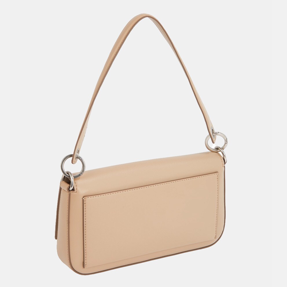 Calvin Klein Sculpted Flap Shoulder Pouch25