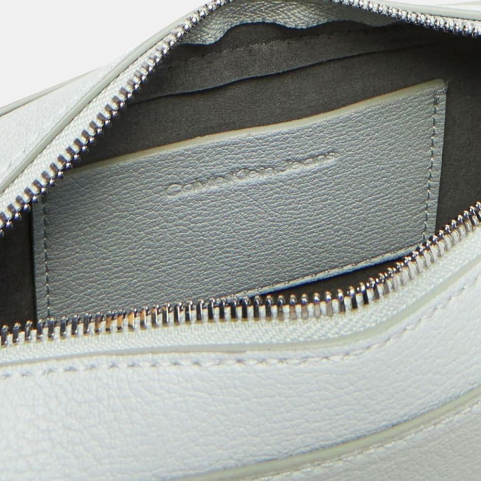 Calvin Klein Minimal Monogram Camera Bag 20