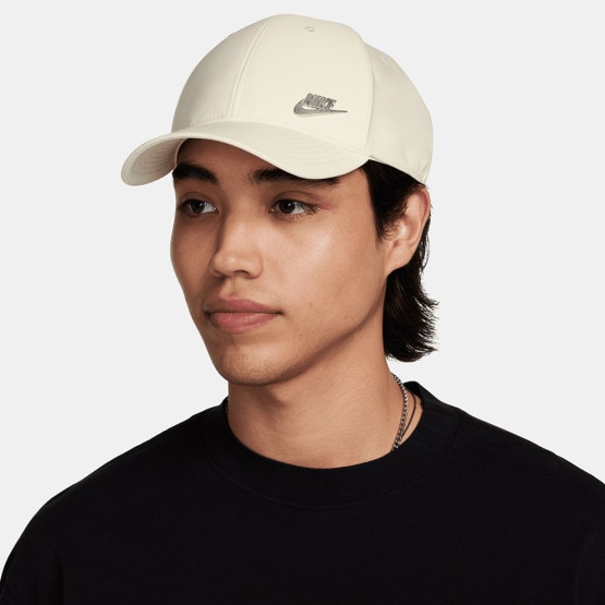 Nike Dri-FIT Club
Structured Metal Logo Series Hat