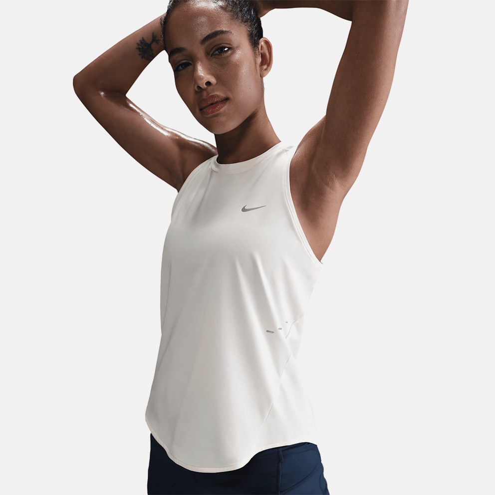 Nike Swift Dri-FIT Γυναικείο Αμάνικο T-Shirt