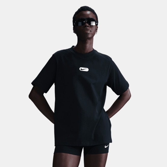 Nike Women's T-Shirt