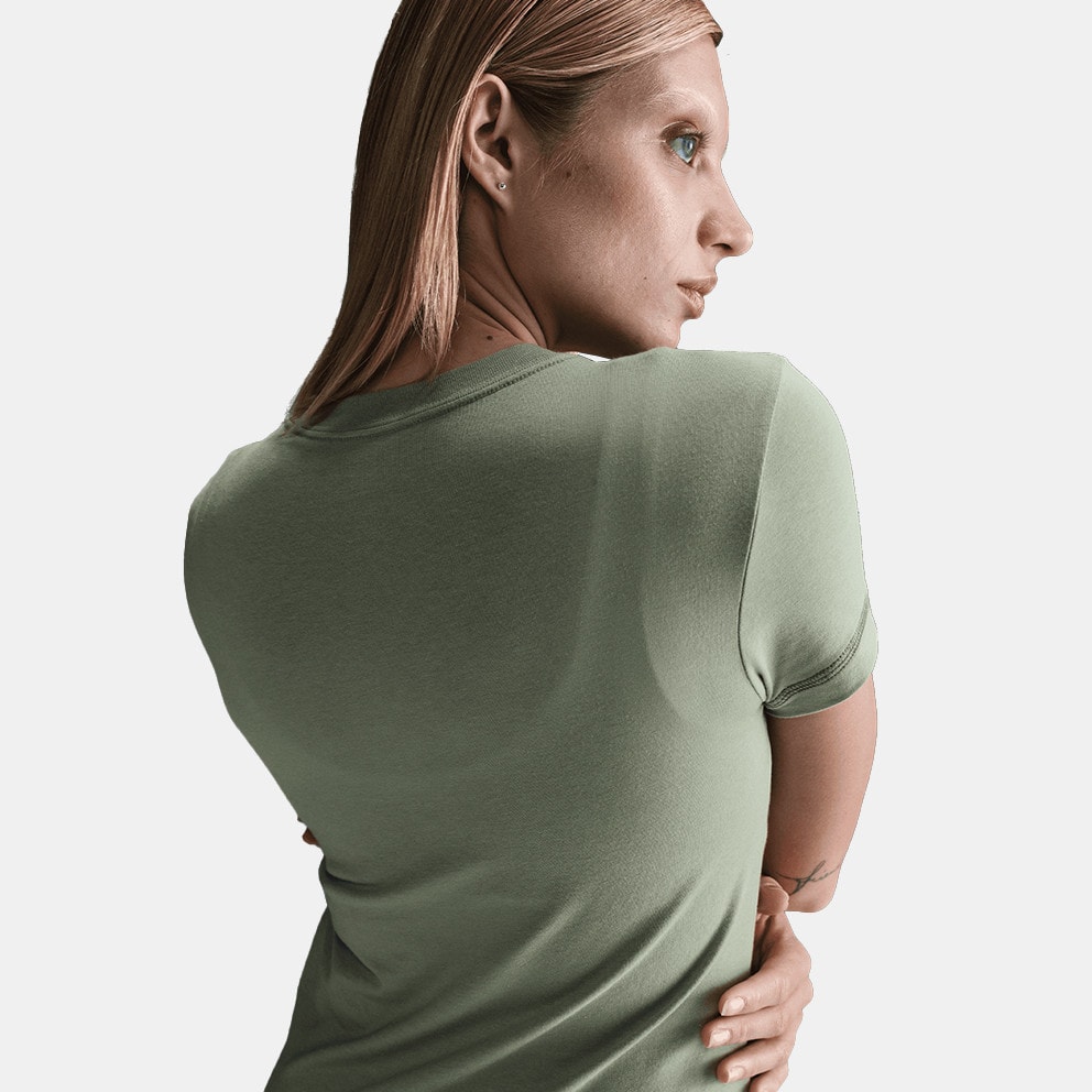 Nike Sportswear Chill Knit Women's T-Shirt