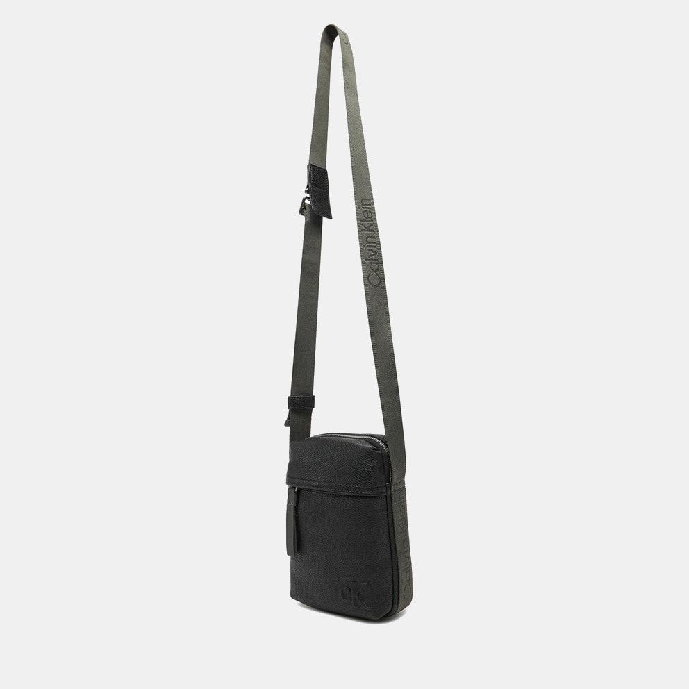 Calvin Klein Young Interesting Reporter S