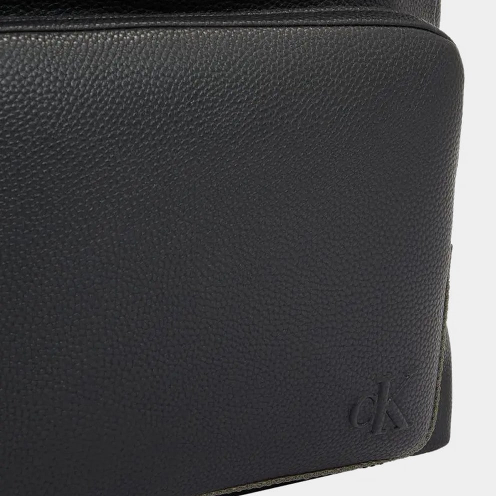 Calvin Klein Yng Interesting Pu Round Bp 43