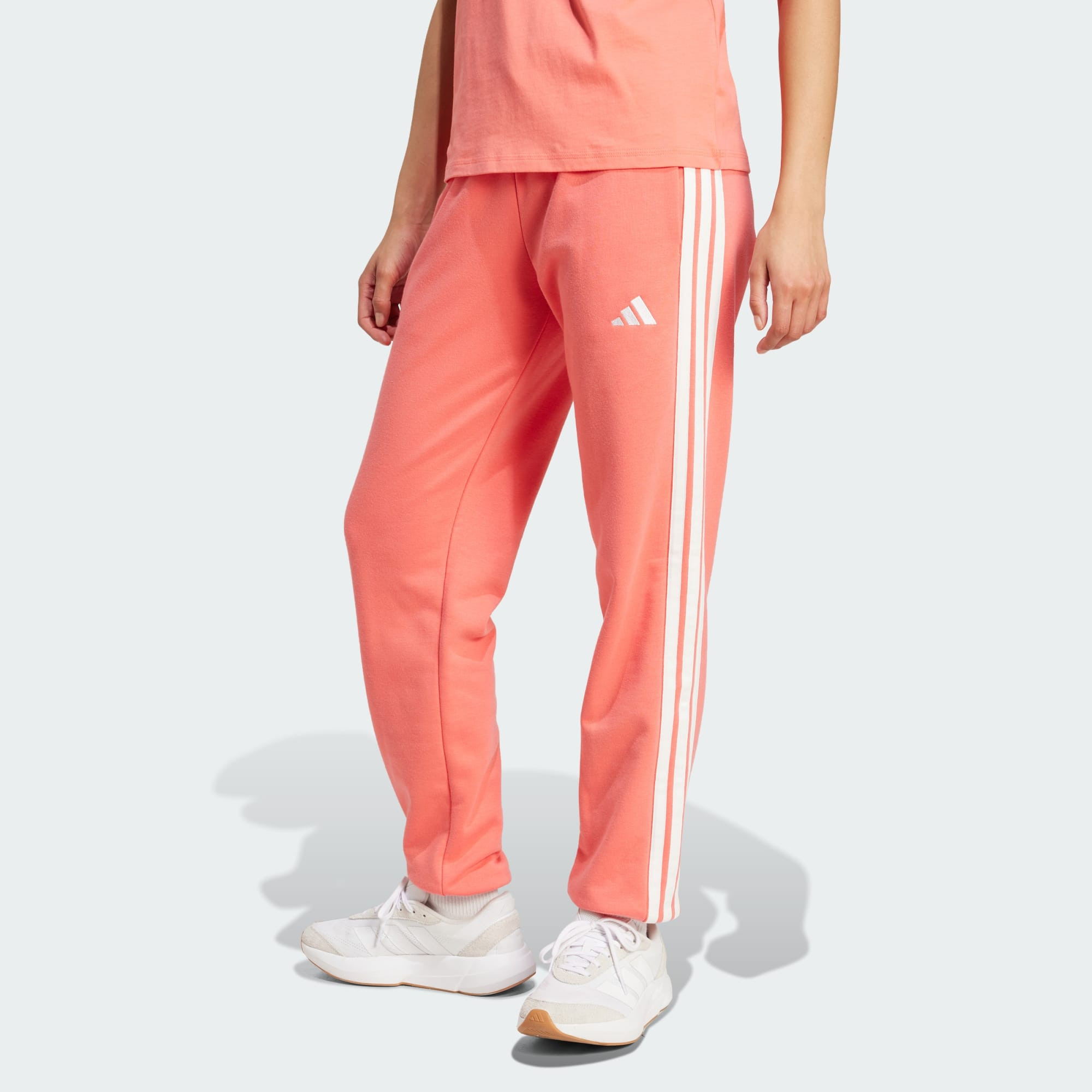  adidas sportswear Essentials 3-Stripes French Terry Cuffed Pants (9000239300_69272) 2025